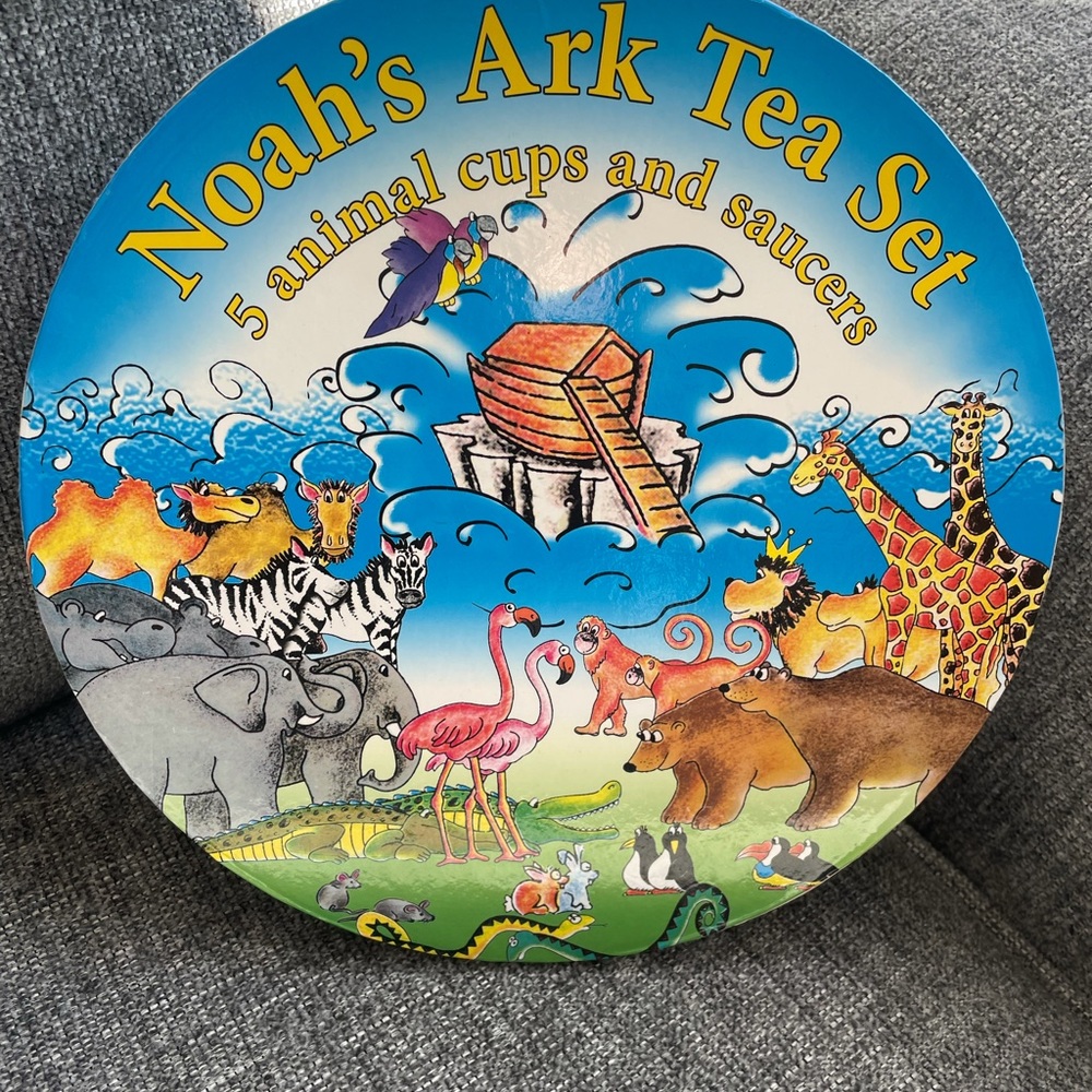 Paul Cardew Noah’s Ark NEW tea set in box